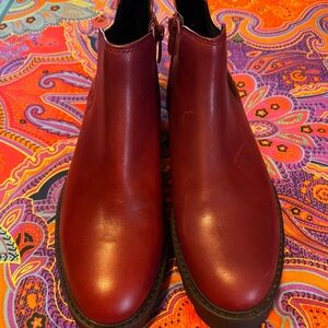 Franco Sarto Women's Burgundy Ankle Boots